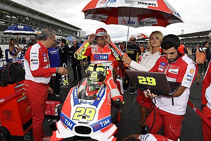Iannone confía en que los médicos de Motorland le dejen correr