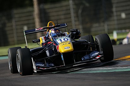 EK F3 Imola: Kari verslaat Stroll in eerste race