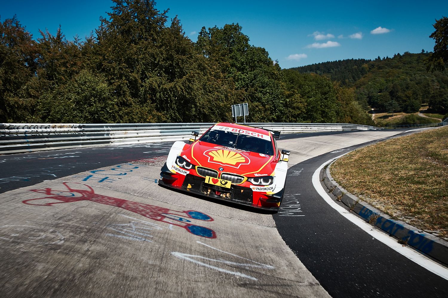 Remek páros: BMW M4 DTM Versenytaxival a Nordschleifén