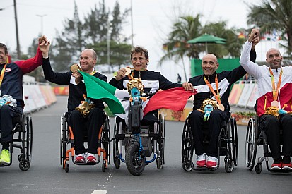 Alex Zanardi aranyéremmel búcsúzott a riói paralimpiától