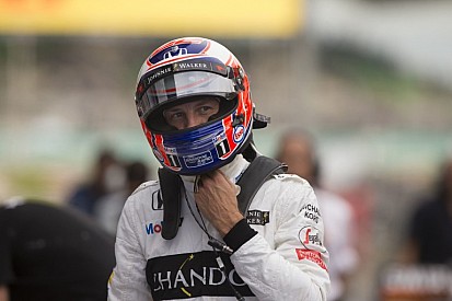 Button F1-es statisztikái 300 verseny után