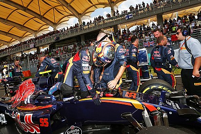 Sainz: "Nel 2018 voglio entrare in un top team: la Red Bull o un altro"
