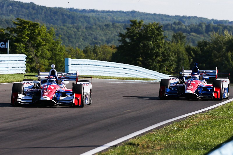 AJ Foyt Racing переходять на двигуни Chevrolet