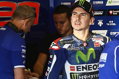 Lorenzo menyesal salah pilih ban depan