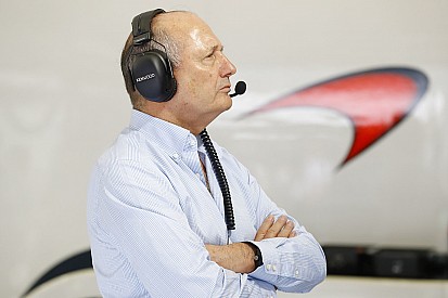 Toekomst van Dennis bij McLaren is onzeker