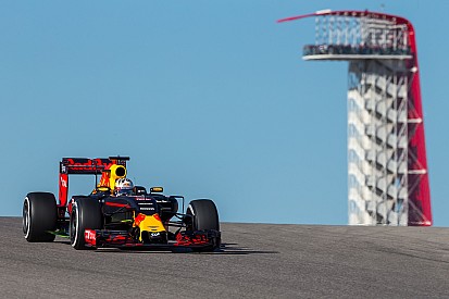 Хэмилтон опасается "очень быстрых" гонщиков Red Bull