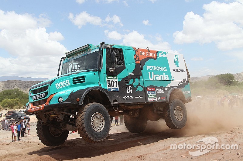 Wuf van Ginkel met Team de Rooy naar Dakar Rally 2017