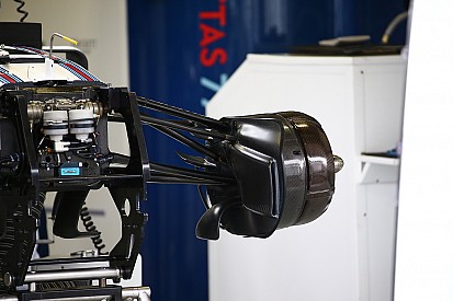 Technique - Les écopes de freins de la Williams FW38