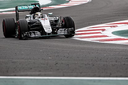 Hamilton - Essayer de faire la même chose qu'à Austin