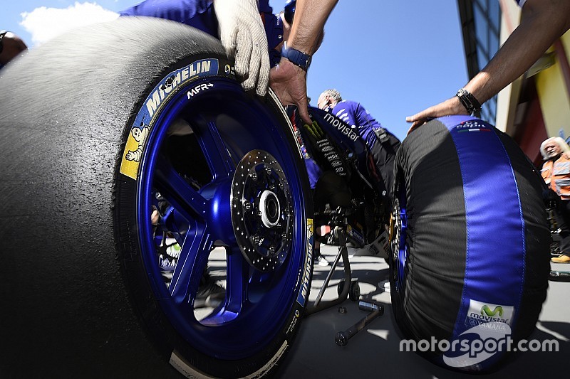 Michelin desplaza a última hora dos nuevos neumáticos delanteros