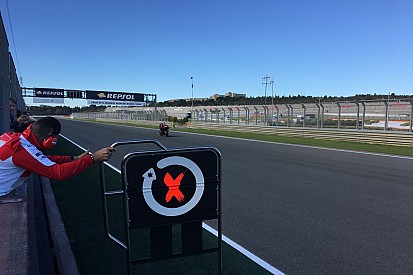 GALERIA: El debut de Lorenzo con Ducati