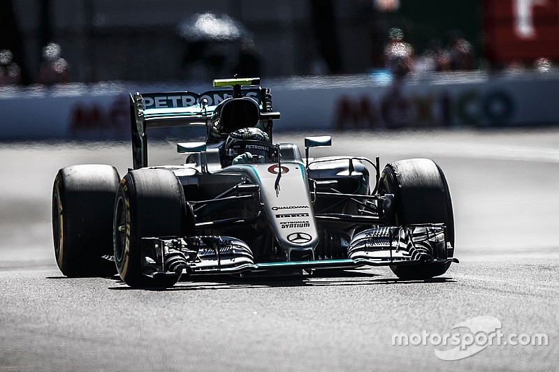 Formel 1 in Abu Dhabi: Niederlage für Nico Rosberg im 1. Training
