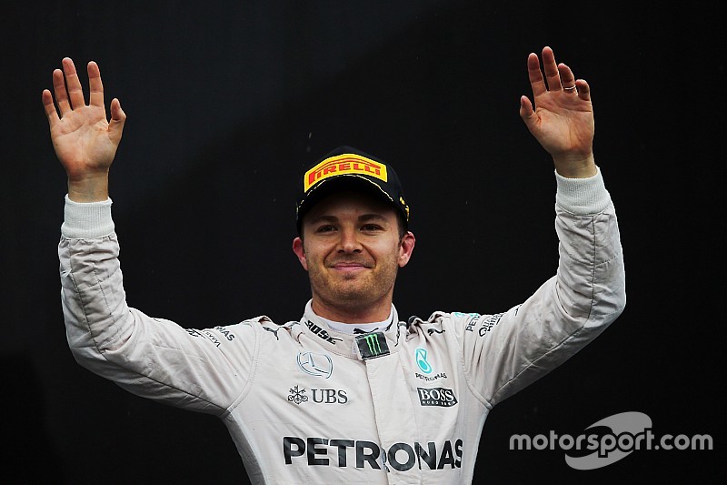 Rosberg: “Heel trots om prestatie van mijn vader te evenaren”