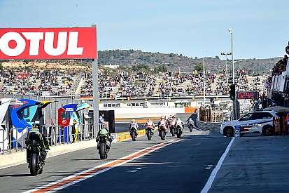 Оновлення регламентів MotoGP на 2017 рік - проміжних шин не буде