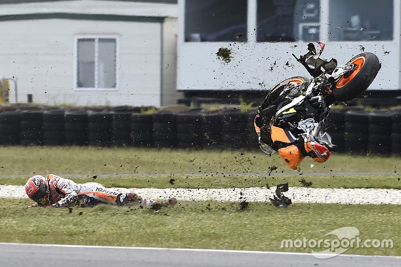 GALERÍA: Las fuertes caídas de MotoGP en 2016