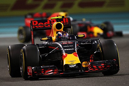 De rapportcijfers: Verbeterde motor en Verstappen helpen Red Bull naar voren