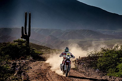 Reli Dakar Stage 4: Barreda tetap memimpin, Price kecelakaan