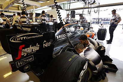 Honda cambia su motor buscando un paso adelante con McLaren