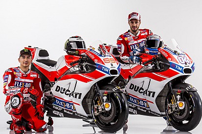 À la découverte du "frein à main" de Dovizioso sur la Ducati GP17