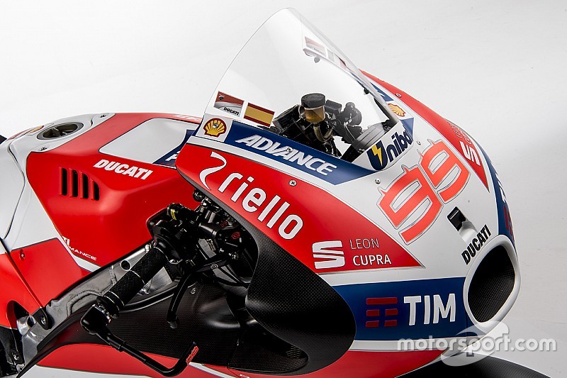 Галерея: Мотоцикли Ducati MotoGP з 2003 року