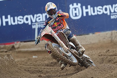 Jeffrey Herlings zegt voorbereidingsrace af vanwege ontstoken pols