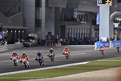 Para pembalap MotoGP khawatir balapan saat hujan di Qatar