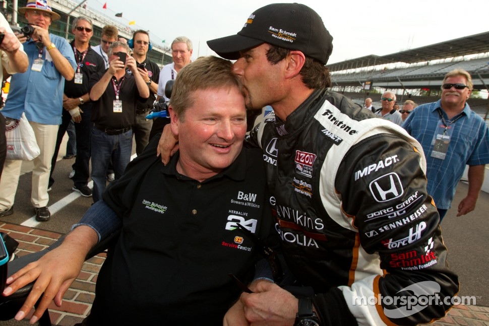 Pole winner Alex Tagliani, Sam Schmidt Motorsports celebrates with team owner Sam Schmidt