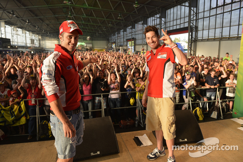 Andrea Dovizioso, Ducati Team and Nicky Hayden, Ducati Team