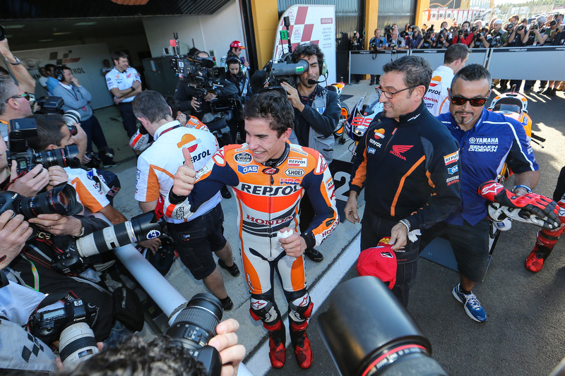 Rookie dengan pole terbanyak (9)