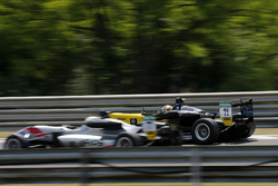 Sacha Fenestraz, Carlin Dallara F317 - Volkswagen