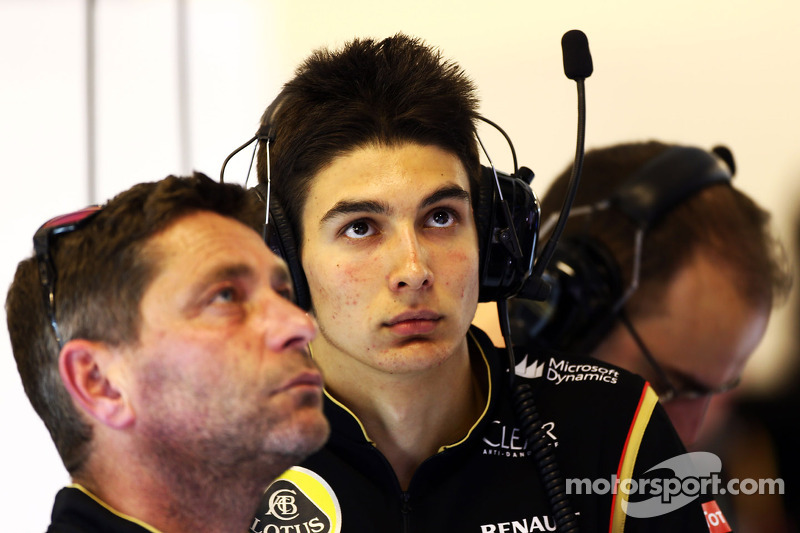 Естебан Окон, Lotus E22 Renault