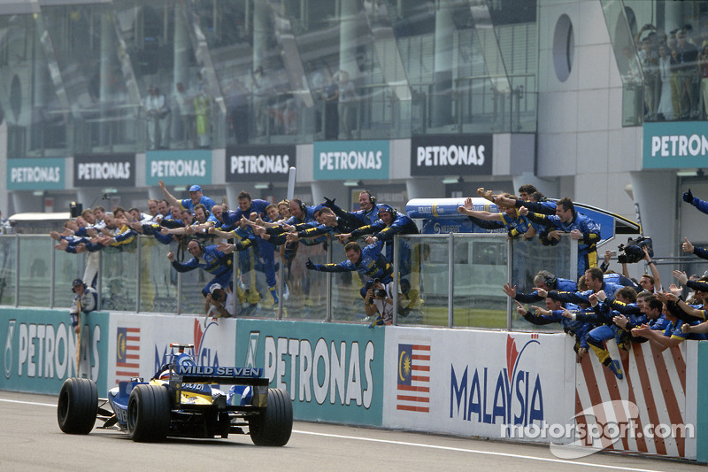 2005: Fernando Alonso, Renault R25