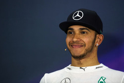 Lewis Hamilton Mercedes AMG F1, en la conferencia de prensa de FIA