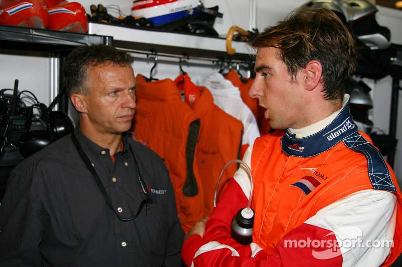Jeroen Bleekemolen met teambaas Jan Lammers