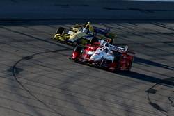 Juan Pablo Montoya, Team Penske Chevrolet and Marco Andretti, Andretti Autosport Honda