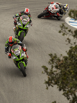 Tom Sykes, Kawasaki Racing, Jonathan Rea, Kawasaki Racing, Leon Haslam, Aprilia Racing Team Red Devi