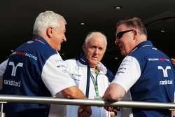 Pat Symonds, Williams-Cheftechniker, mit Edward Charlton und Mike O'Driscoll aus der Vorstandschaft