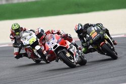 Andrea Dovizioso, Ducati Team y Bradley Smith, Tech 3 Yamaha y Cal Crutchlow, Team LCR Honda