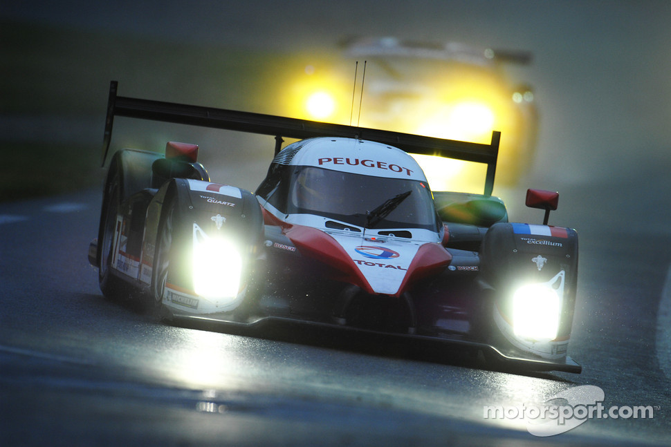 #7 Team Peugeot Total Peugeot 908: Marc Gene, Nicolas Minassian, Jacques Villeneuve