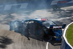 Unfall von Chaz Mostert, Prodrive Racing Australia, Ford