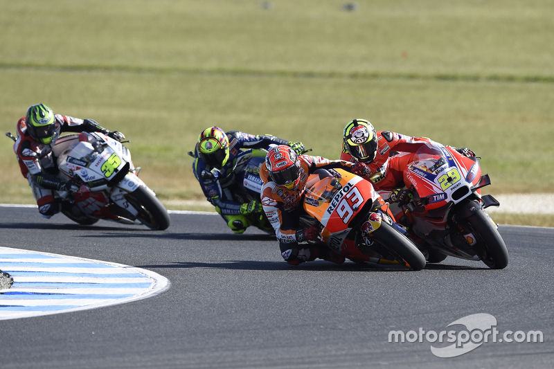 <img src="http://cdn-1.motorsport.com/static/custom/car-thumbs/MOTOGP_2017/RIDERS_NUMBERS/Marquez.png" width="50" /> #24 GP d'Australia 2015