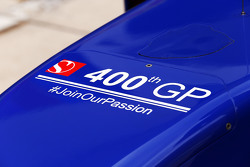 Der Sauber C34 feiert den 400. GP für das Team
