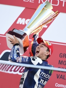 Podium: Ganador y campeón de MotoGP2015, Jorge Lorenzo, Yamaha Factory Racing