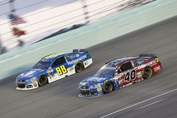 Dale Earnhardt Jr., Hendrick Motorsports Chevrolet; Landon Cassill, Hillman Circle Sport LLC Chevrol