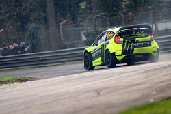 Валентіно Россі та Carlo Cassina, Ford Fiesta