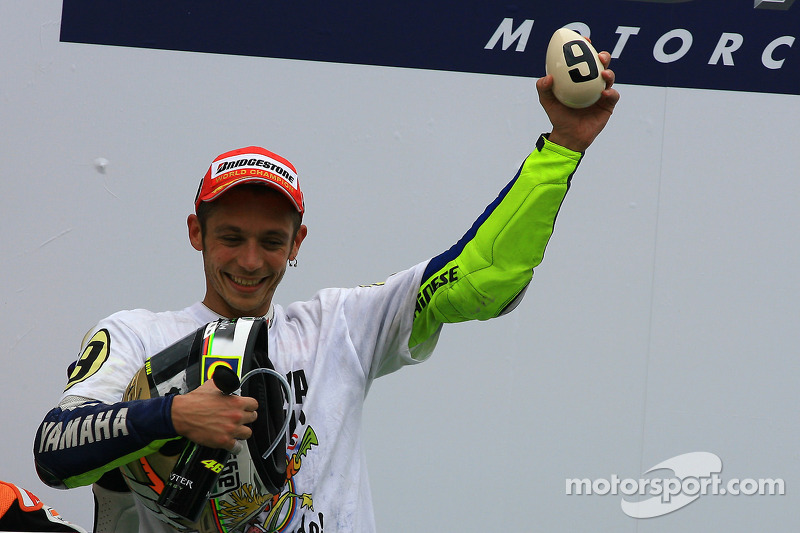 Podium: third place and 2009 MotoGP champion Valentino Rossi, Fiat Yamaha Team celebrates