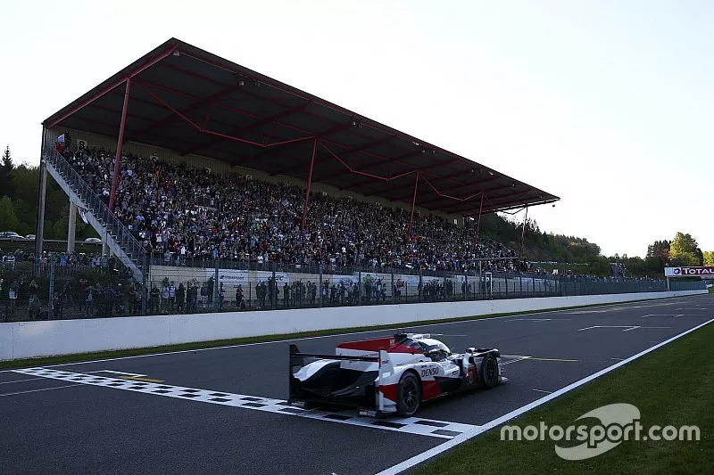 Ganadores #8 Toyota Gazoo Racing Toyota TS050: S&eacute;bastien Buemi, Kazuki Nakajima, Fernando Alonso