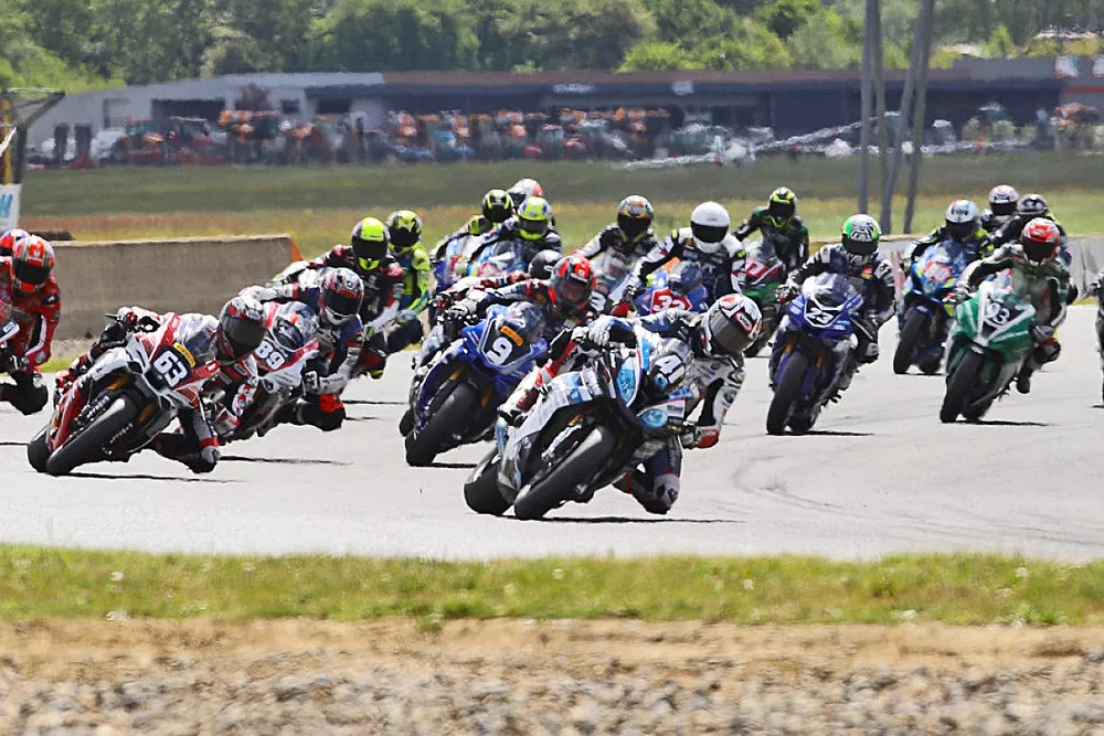 Le FSBK &agrave; Nogaro