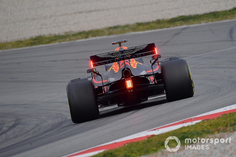 Képgaléria: az első felvételek az F1-es téli teszt második napjáról