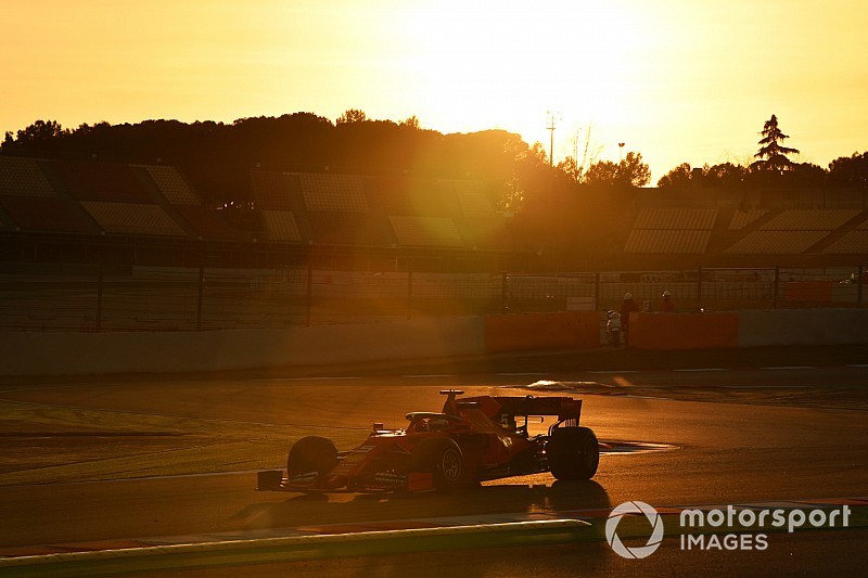 Képgaléria: újabb felvételek az F1-es teszt második napjáról, Barcelonából